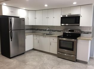 73 Carmans Rd, Farmingdale, NY 11735