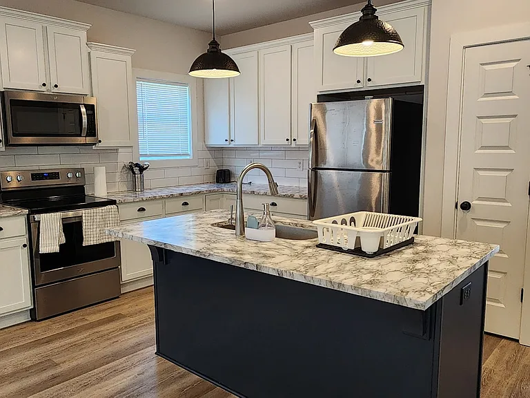 380 Lake St #2 — Photo 5