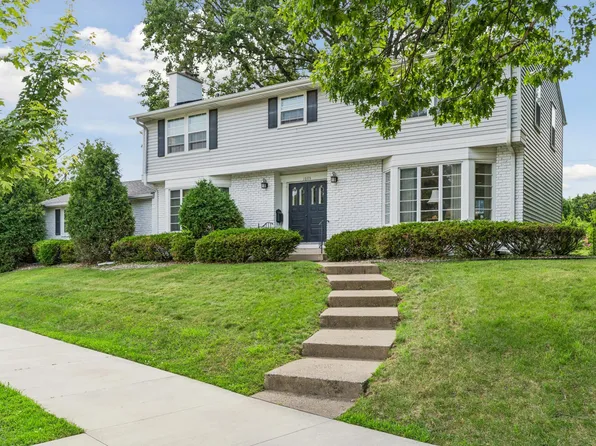 1605 Edgcumbe Rd, Saint Paul, MN 55116