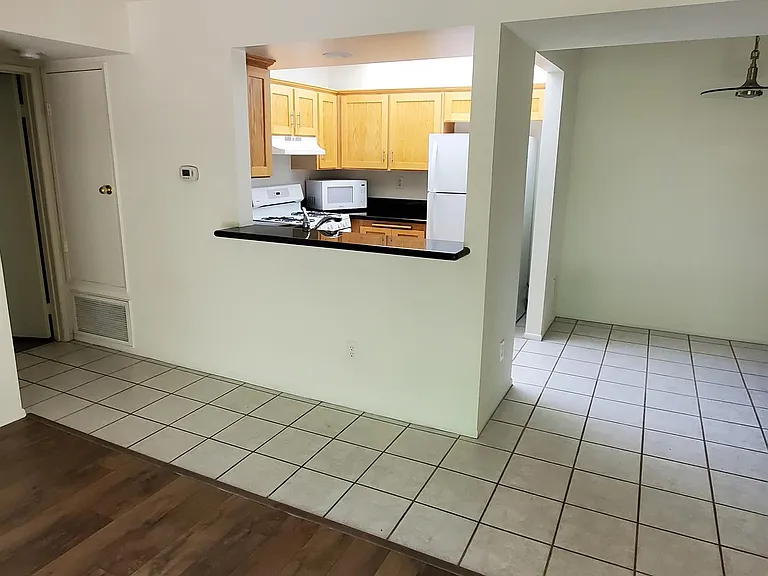 24111 W Del Monte Dr — Photo 5
