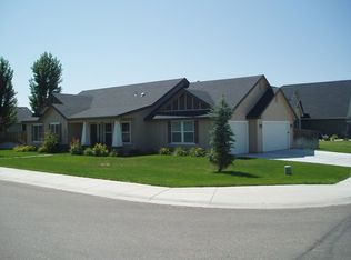 3499 S Green Basin Dr, Nampa, ID 83686
