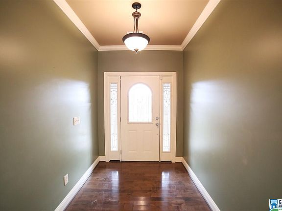 5th image of 515 Woodland Cir