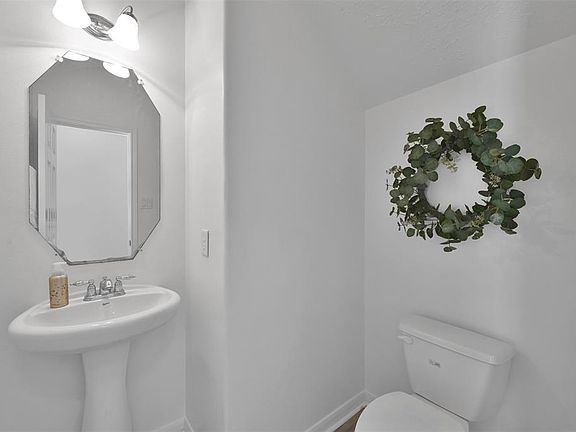 5th image of 29710 Buffalo Canyon Drive