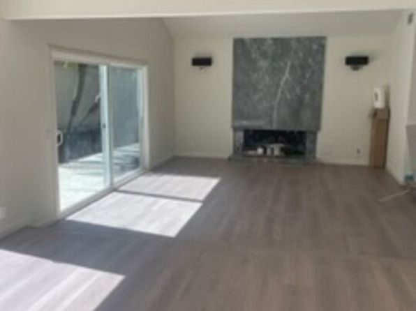 19 Rippling Strm, Irvine, CA 92603