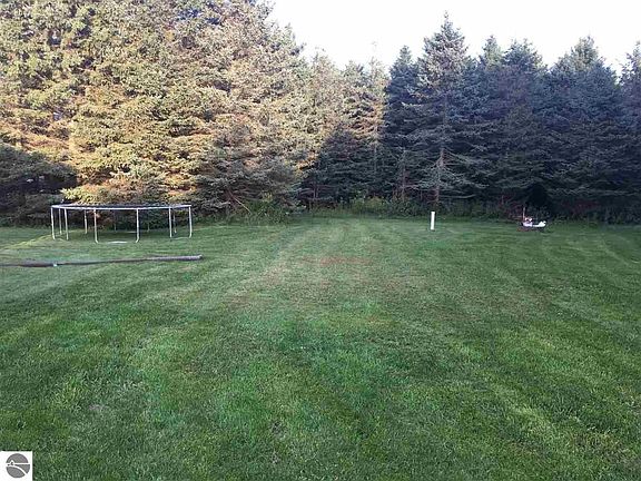 5th image of 104 Quail Dr