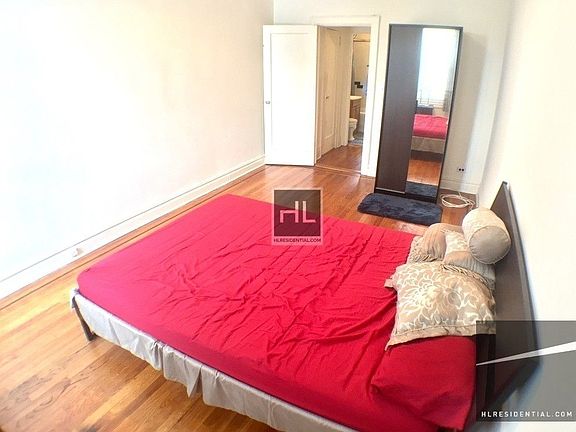 3rd image of 3501 21st Ave APT 3C