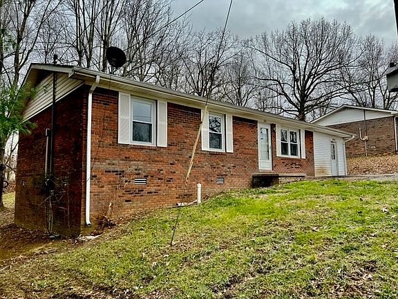 2nd image of 641 Joyce Ave
