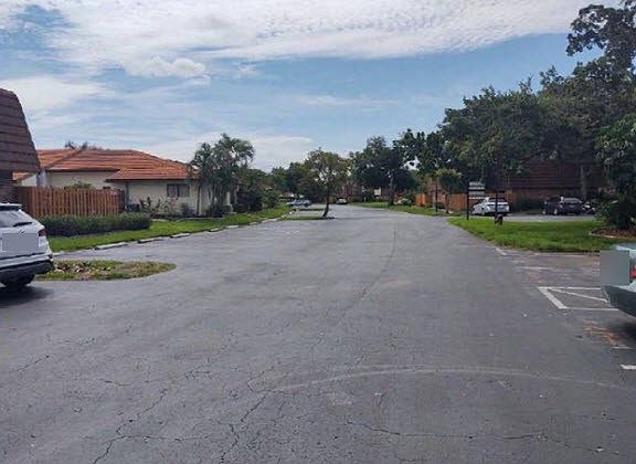 2nd image of 1416 Park Shore Cir