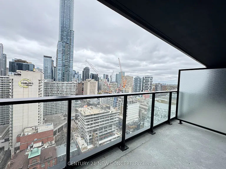 20 Edward St #2221 — Photo 18