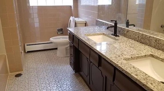 5th image of 8923 Southview Ave #1S