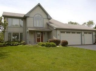 856 Kent Cir, Bartlett, IL 60103