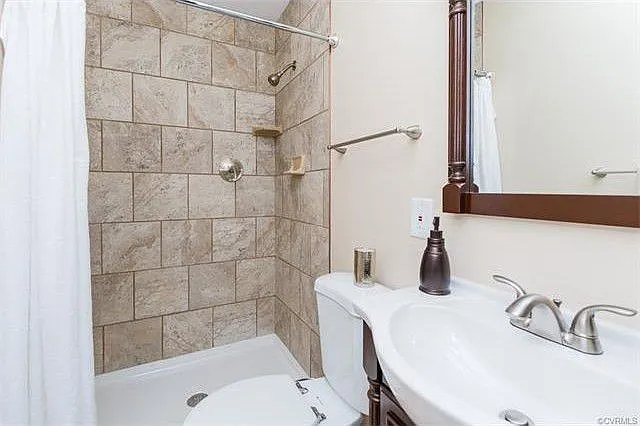 1113 Eggleston St — Photo 15