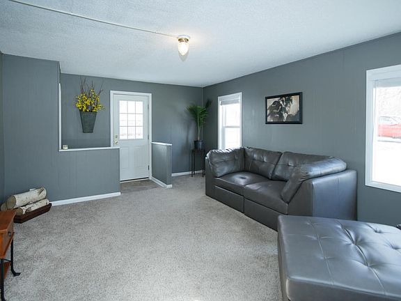3818 Madison St-104