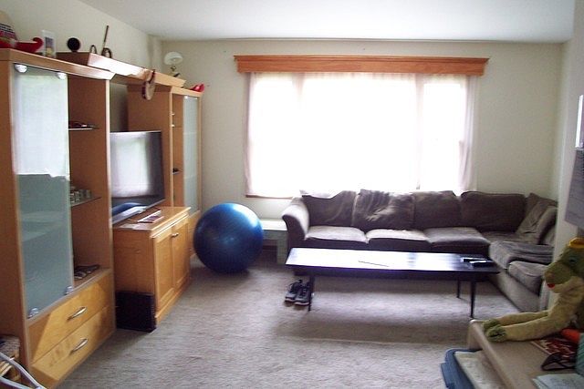 2nd image of 35516 N Everett Ave