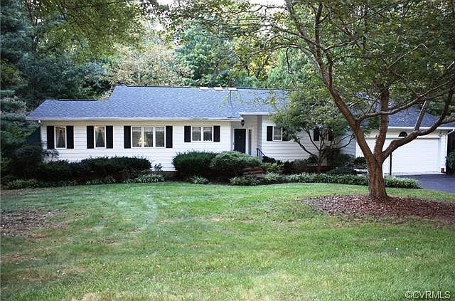1st image of 3040 Darnley Dr