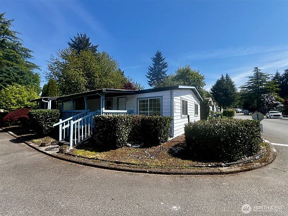 2nd image of 4248 A St SE #411