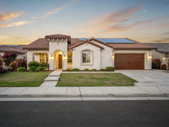 1943 Silverbrooke Street, Kingsburg, CA 93631