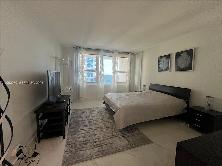 3505 S Ocean Dr #1510 — Photo 12