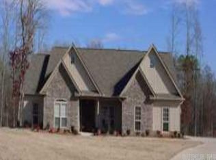 1740 Yorkshire Dr, Benton, AR 72019