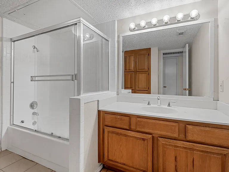 15221 Berry Trlbldg #A108 — Photo 14
