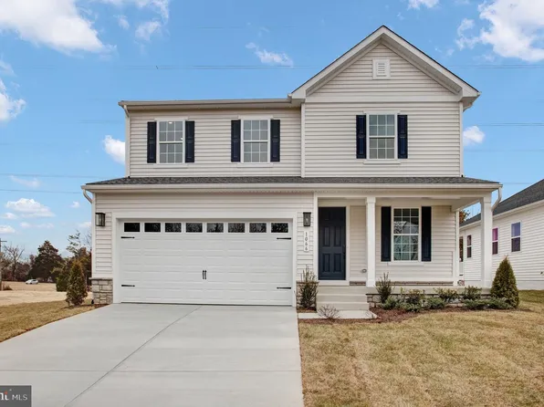 1066 Winter Pl, Bealeton, VA 22712