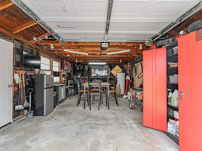 505 S Martin St — Photo 5