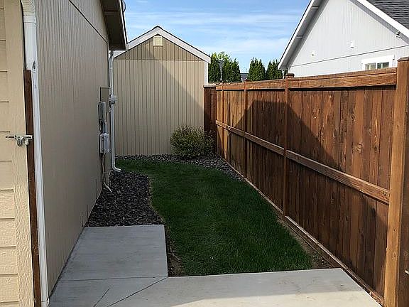 5th image of 1350 Megan Dr #1350