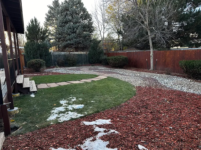 1055 Modred St — Photo 20