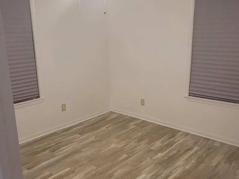 2223 Lilly St — Photo 13