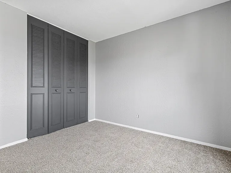 Ridgebrook Apartments — Photo 34