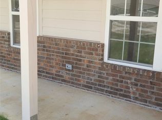 1028 S Cherokee Ave, Tahlequah, OK 74464