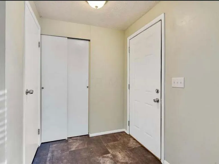 4382 Biscayne Ct — Photo 9