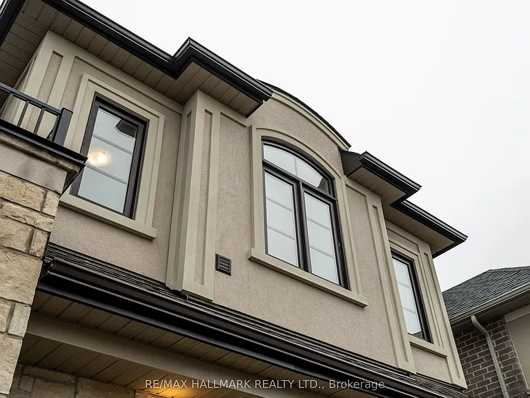 19 Stennett Dr — Photo 3