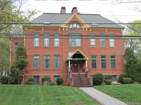 5814 Whitney Ct #14, Meriden, CT 06450