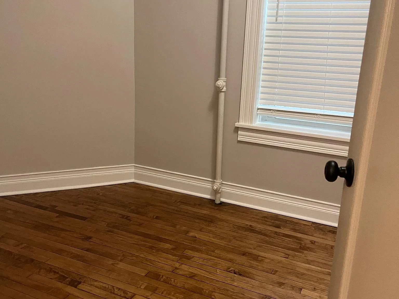 2637 W Logan Blvd — Photo 2