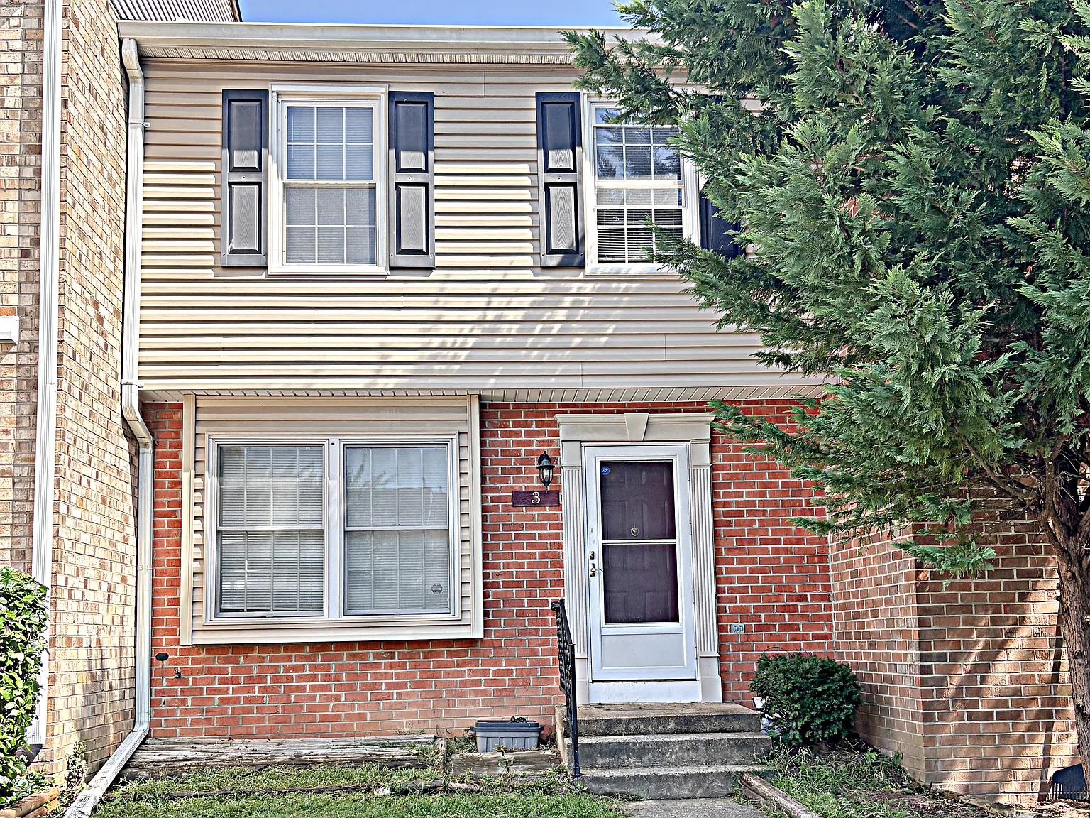 3 bed, 3.5 bath, 1730 sqft, $2,750 — Photo 1