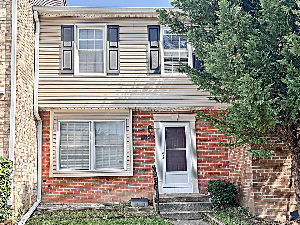 3 Crystal Rock Ct