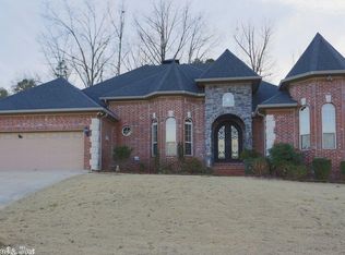 169 Mountain Valley Dr, Maumelle, AR 72113