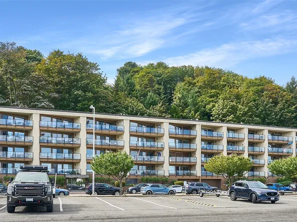 1301 Harbor Ave SW #308, Seattle, WA 98116