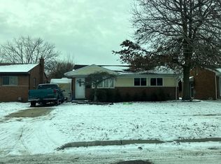 20934 Saint Gertrude St, Saint Clair Shores, MI