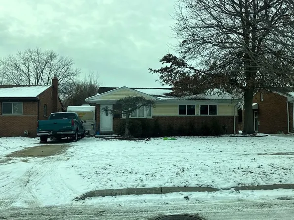 20934 Saint Gertrude St, Saint Clair Shores, MI 48081