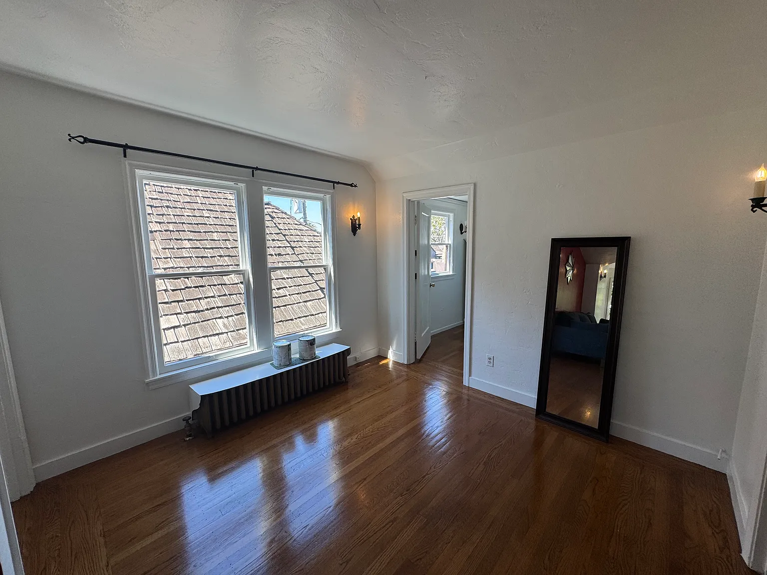 1 bed, $2,600 — Photo 3