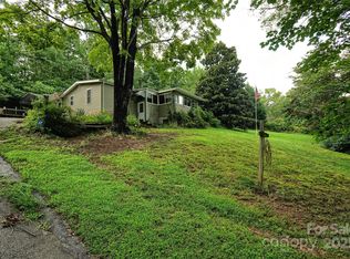 108 Nature Dr, Hendersonville, NC 28792