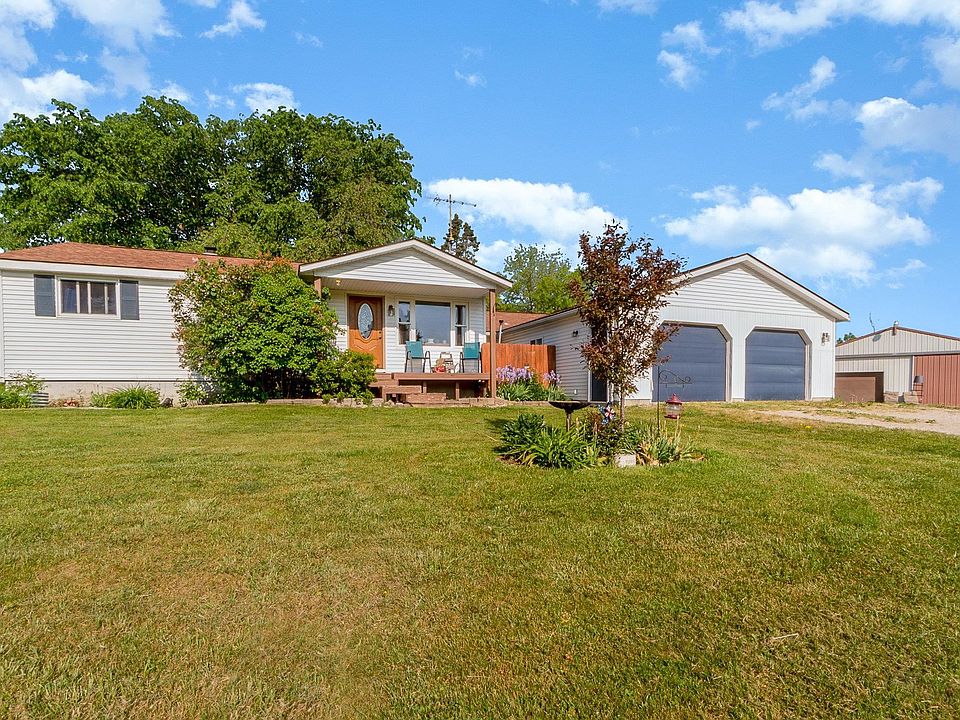 5157 N Eight Mile Rd, Pinconning, MI 48650 Zillow