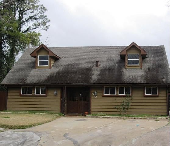 1st image of 6842 Lyndhurst Dr
