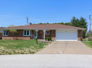 2145 E Wilmar Dr, Quincy, IL 62301