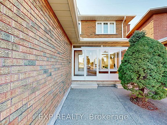 2nd image of 97 Jackman Cres