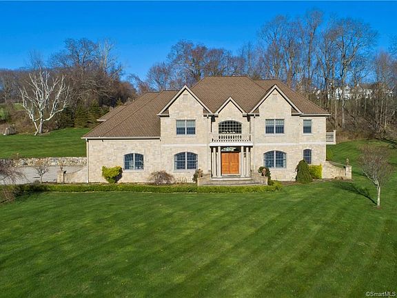 4th image of 22 Carriage Ln