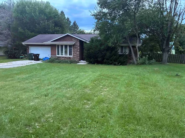 6115 N Greenvale Dr, Milton, WI 53563
