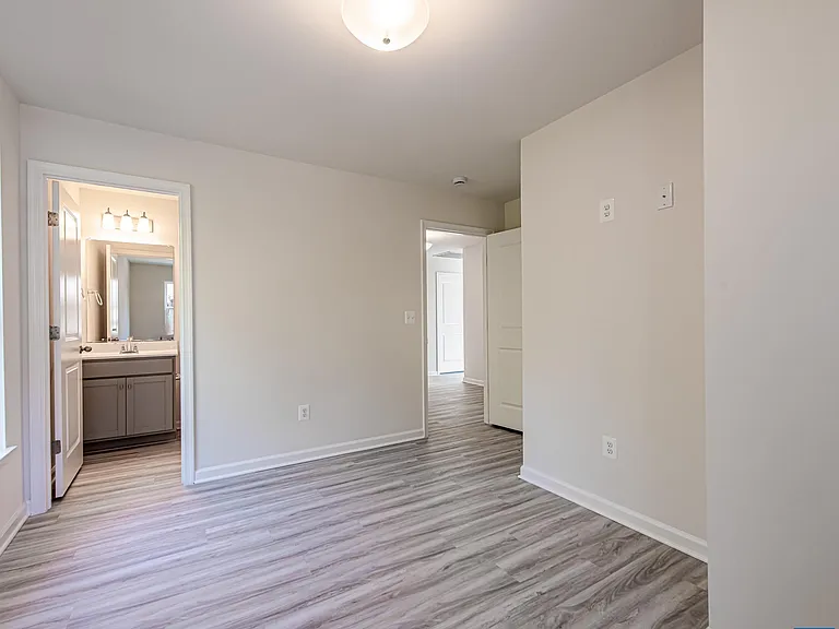 2308 Center Ave #C — Photo 29